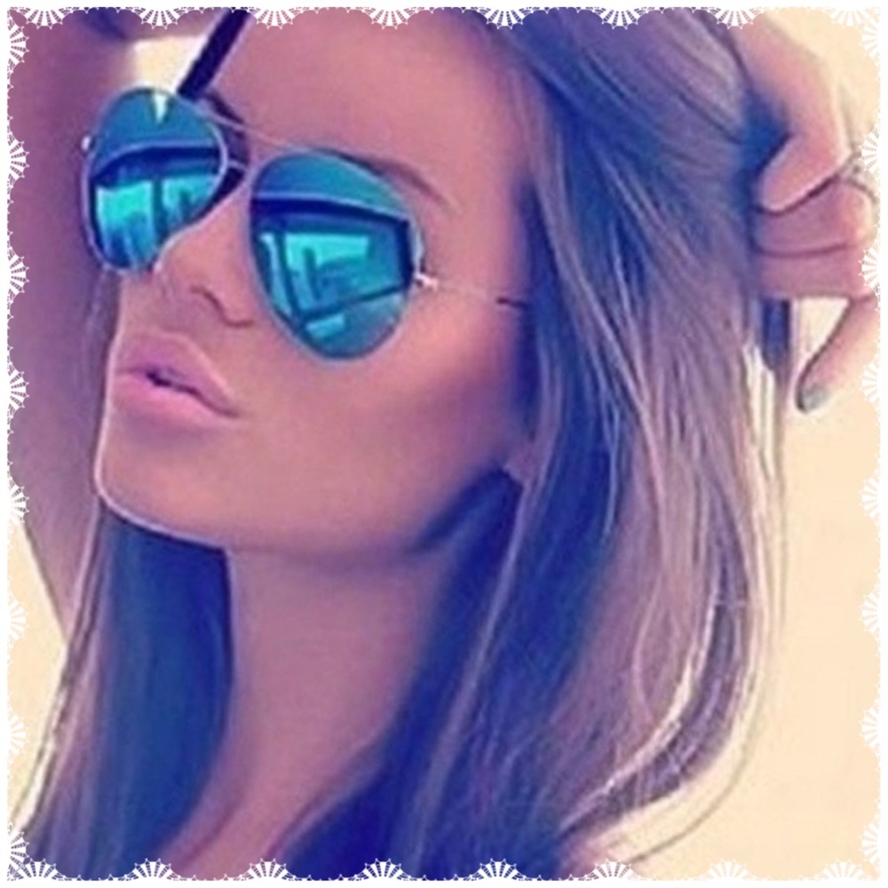 💥ONLY ONE PAIR LEFT 💥Aviator Sunglasses